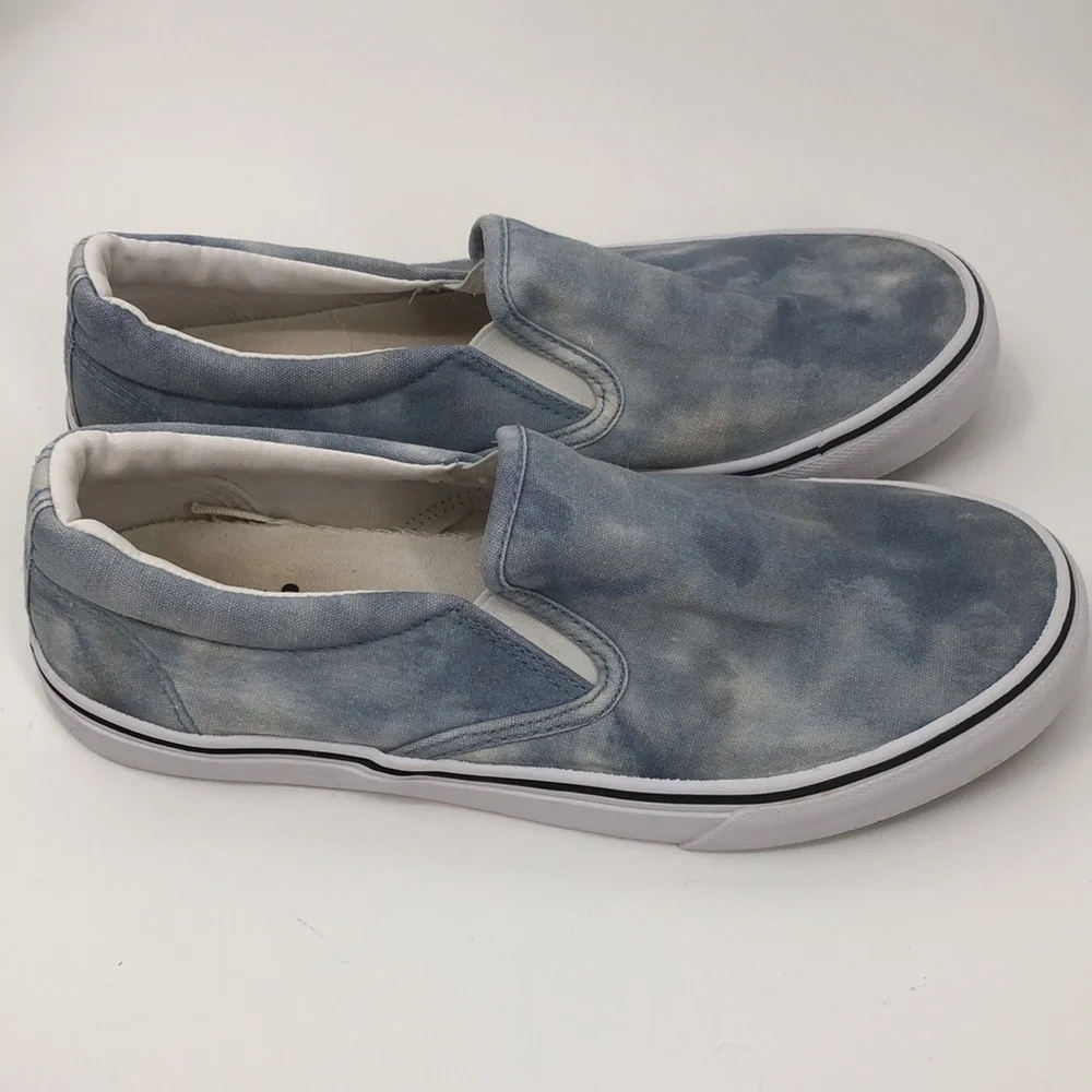 4/$20 NoBO No Boundaries Slip on Tie Dye loafers Size 8.5